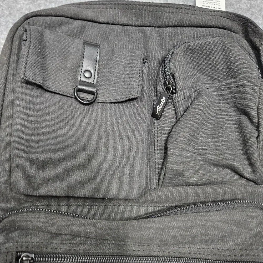 Alaska airlines backpack Bella Russo‎